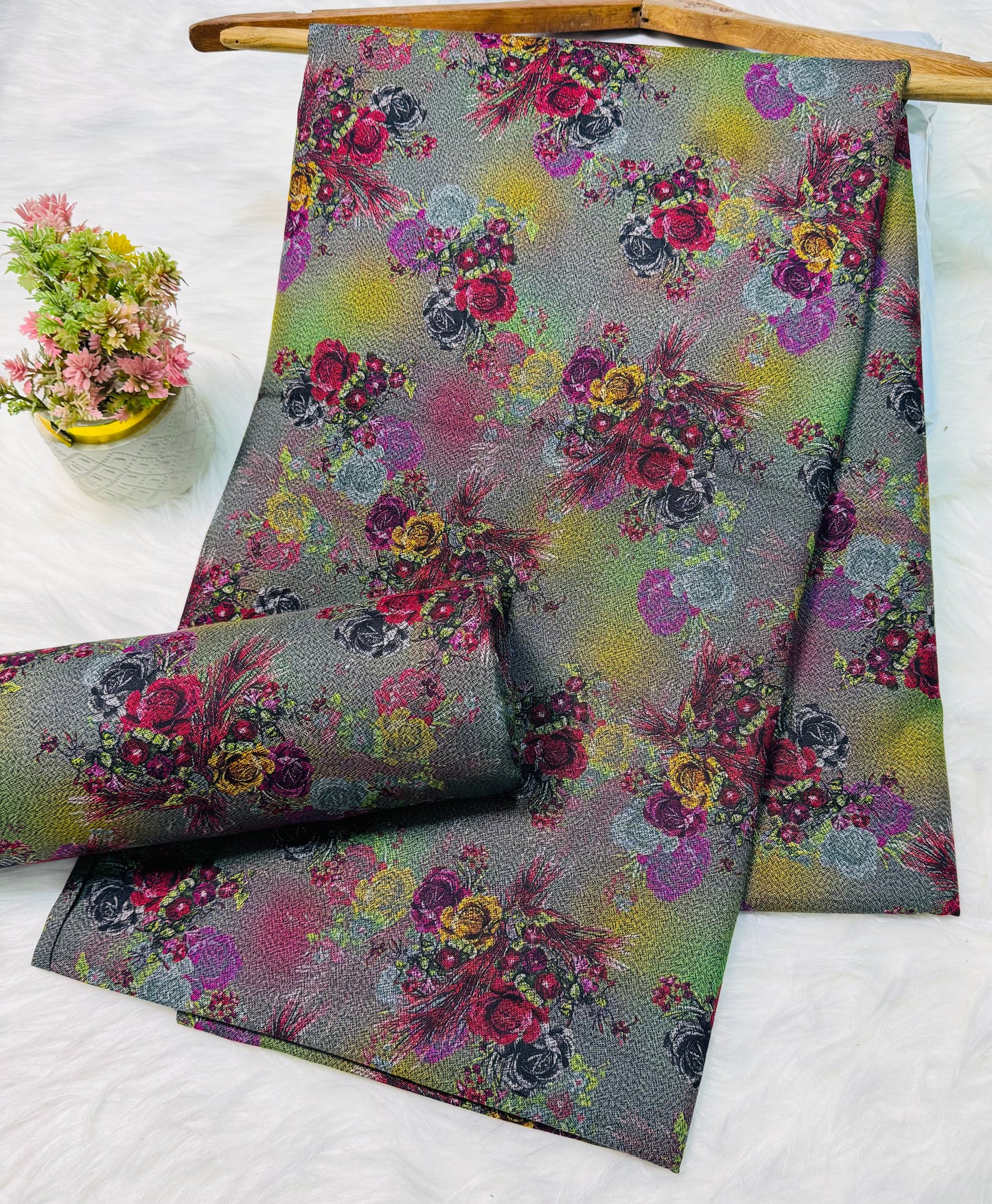 Unstitched Premium Dhanak 2PC Suit Fabric - 0018